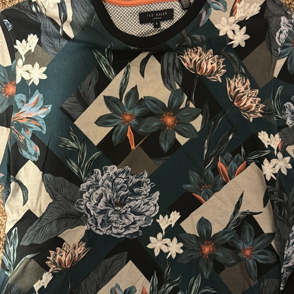 Ted Baker London Slim Fit Tee Contemporary - Picture 3 of 3